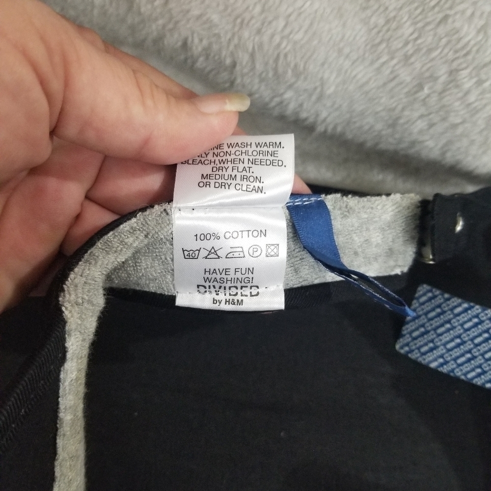 Divided H&M Visor - Picture 3 of 5